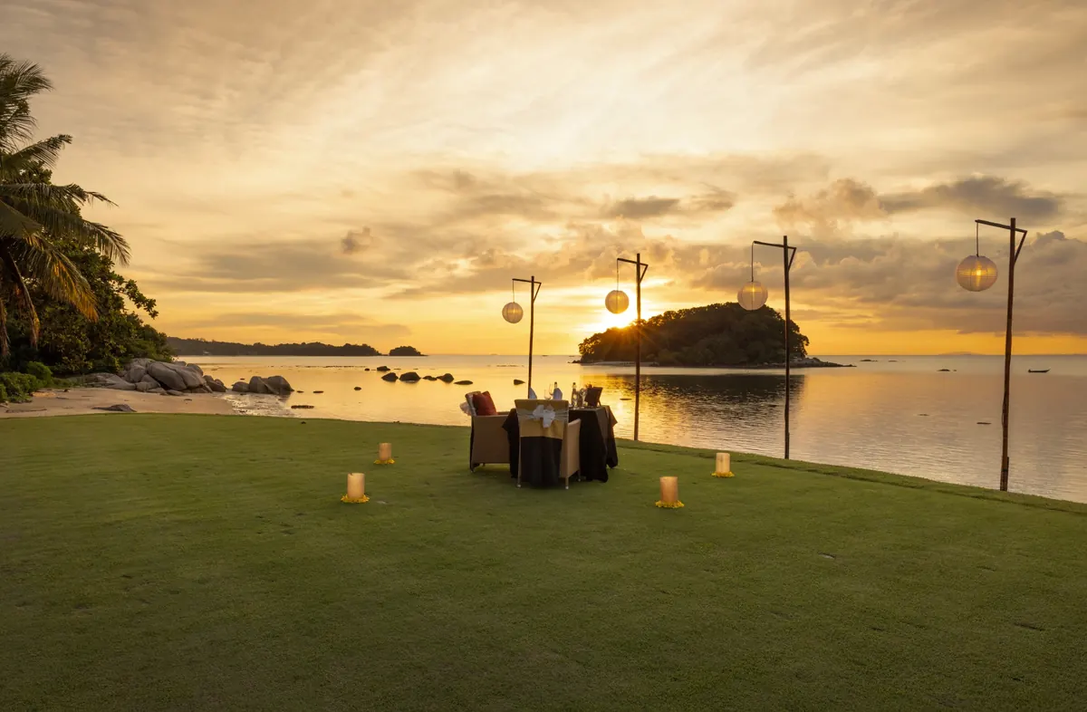 Gala & Corporate Celebration Dinner under Palm Trees